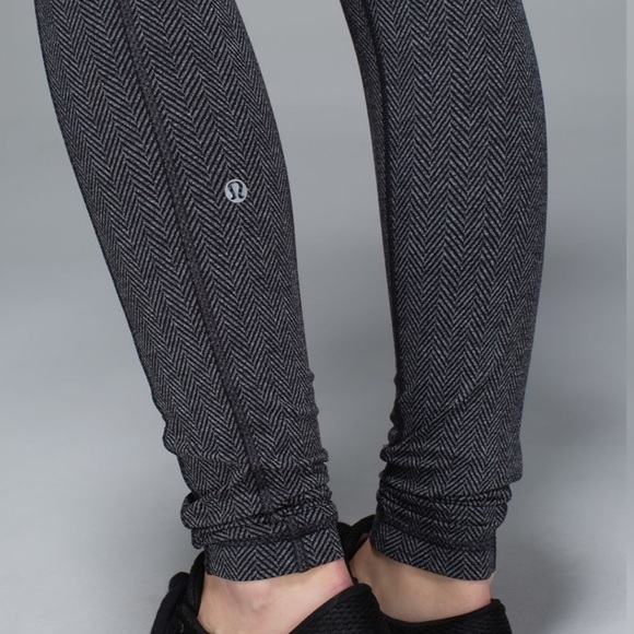 Lululemon Speed Tight II
Giant Herringbone Black Heathered Black / Black - Picture 2 of 5